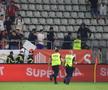 Scandarea favorită a peluzei, imediat după Dinamo - FCSB + Suporterii au sărit la bătaie!