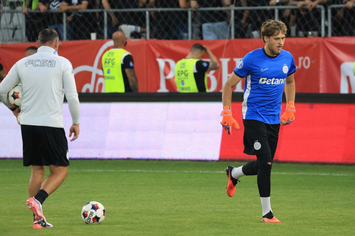 Dinamo - FCSB, încălzire/ foto Ionuț Iordache (GSP)