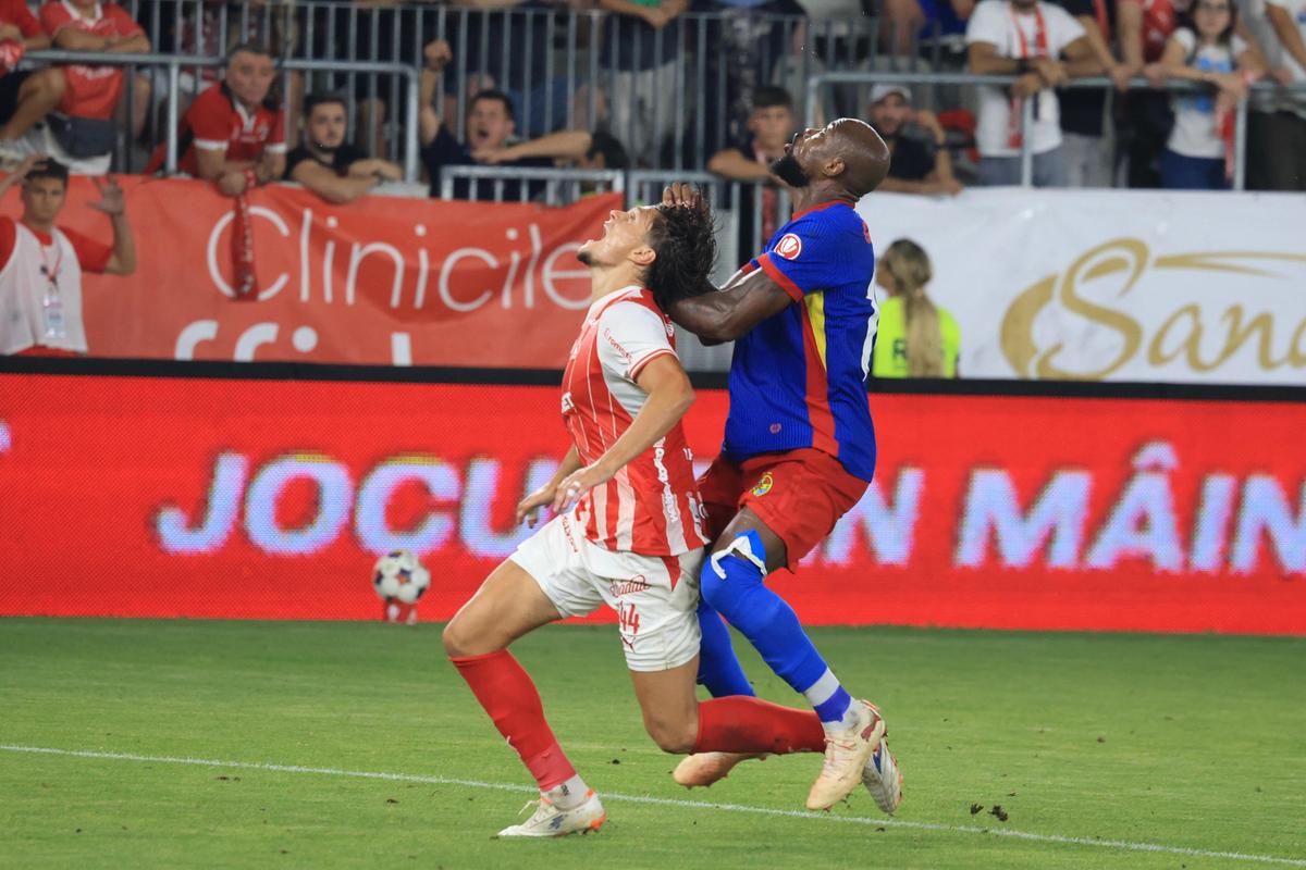 Dinamo o bate pe FCSB într-un derby de neuitat pe „Arc” » Trei goluri, două „roșii” și un protagonist nedorit: Istvan Kovacs!