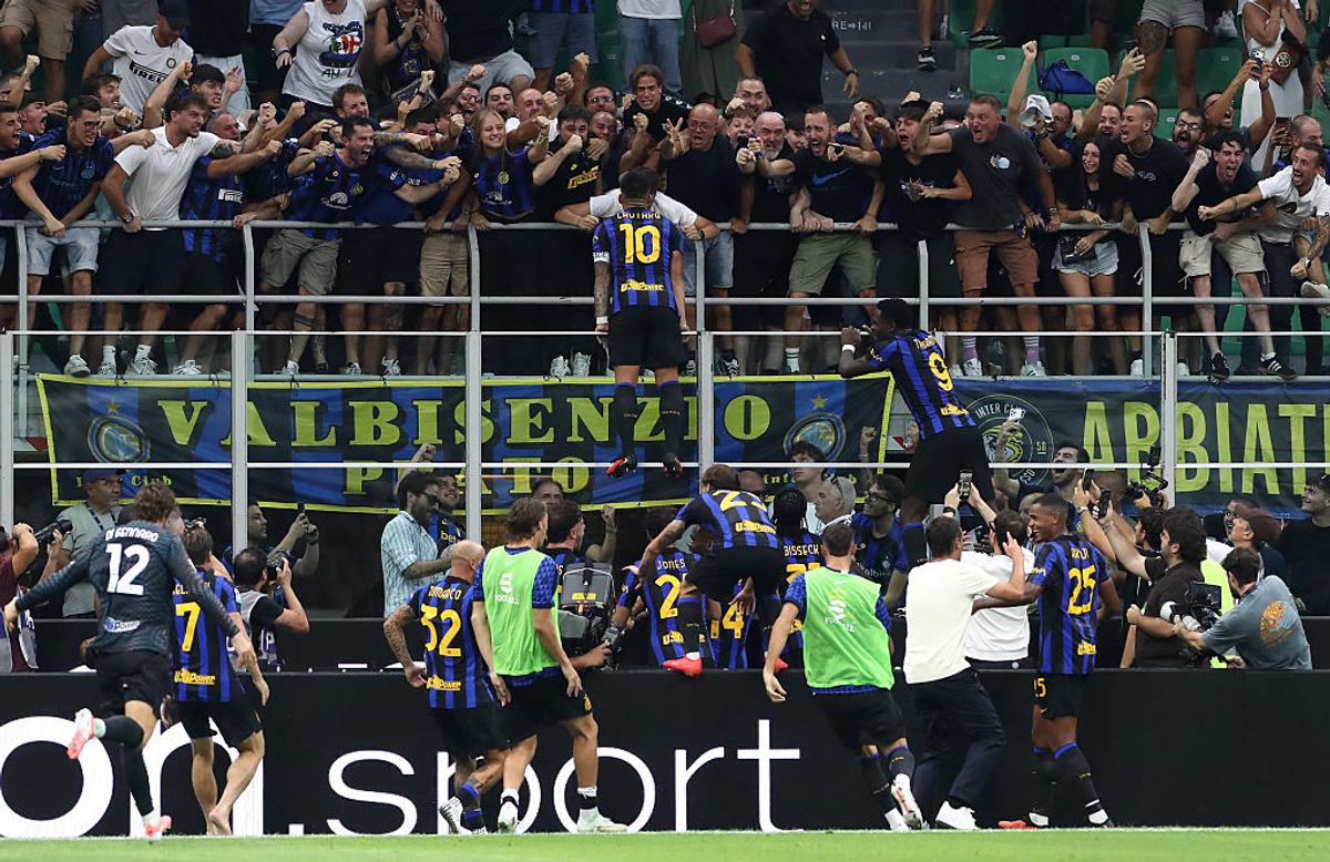 Chivu a sprintat spre peluză după revenirea epică din fața lui Napoli