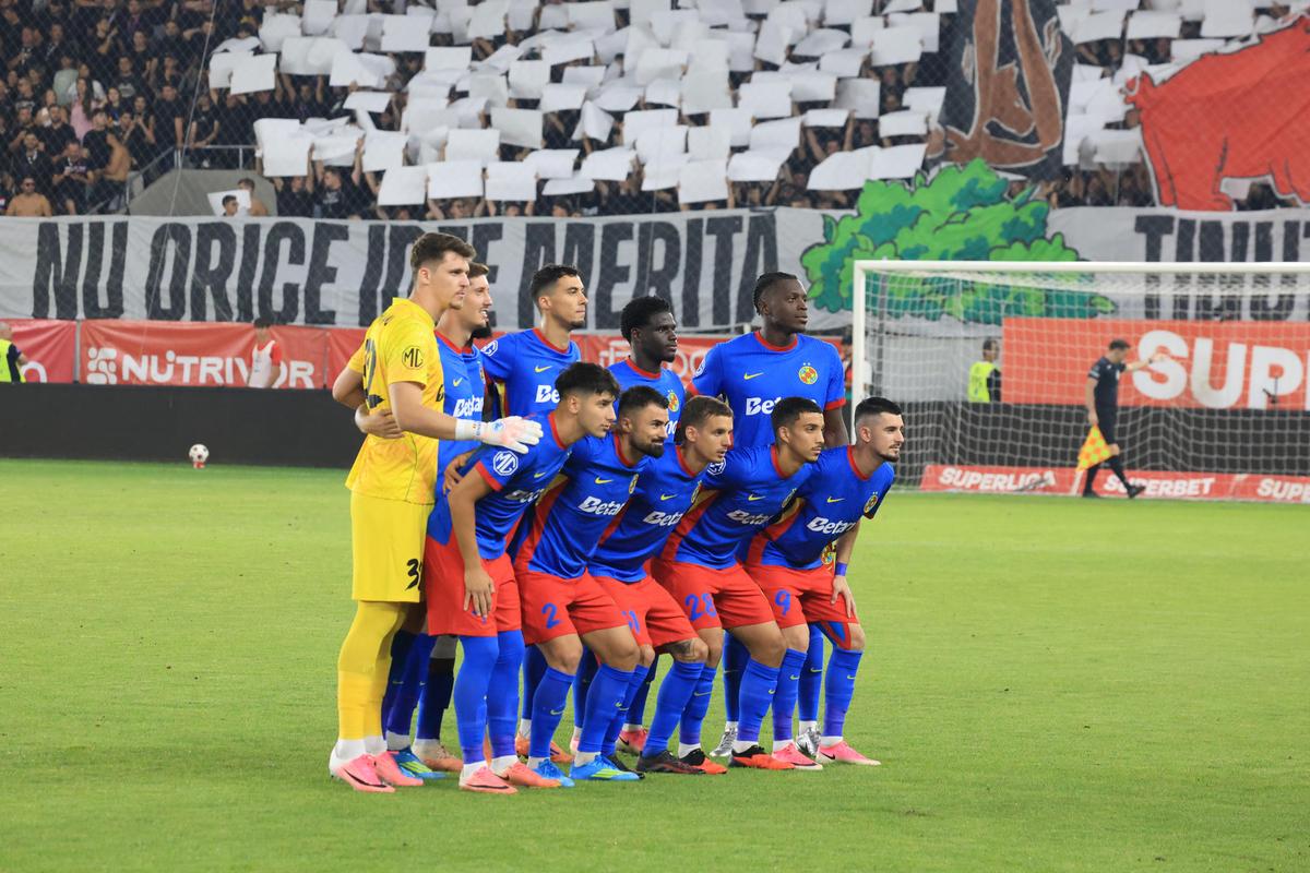 Dinamo o bate pe FCSB într-un derby de neuitat pe „Arc” » Trei goluri, două „roșii” și un protagonist nedorit: Istvan Kovacs!