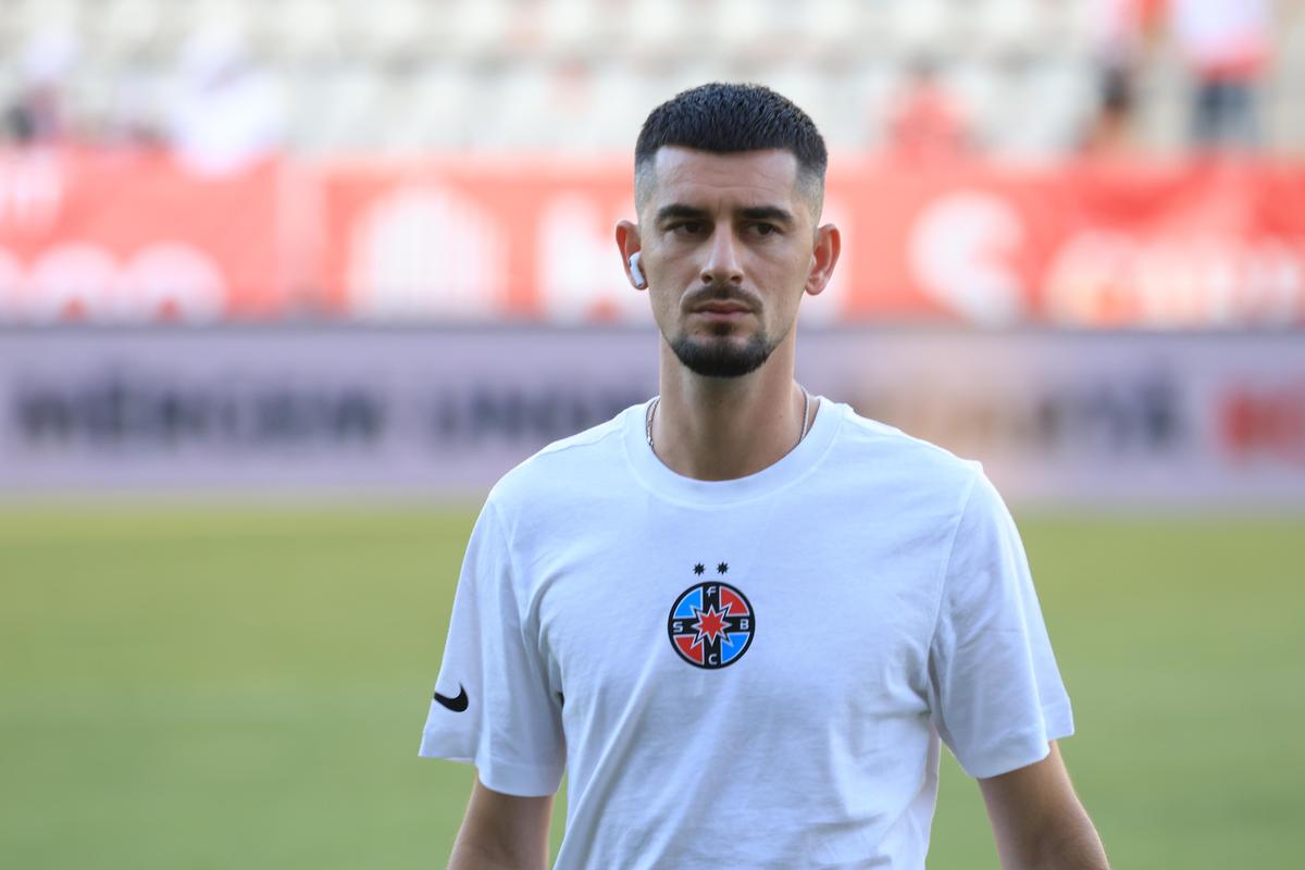 Jucătorii de la FCSB, înainte de meciul cu Dinamo