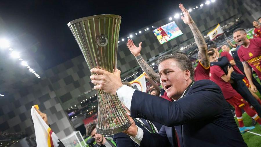 Dan Friedkin Situație incredibilă în Premier League: la club de 2 ani, antrenorul nu a vorbit niciodată cu proprietarul
