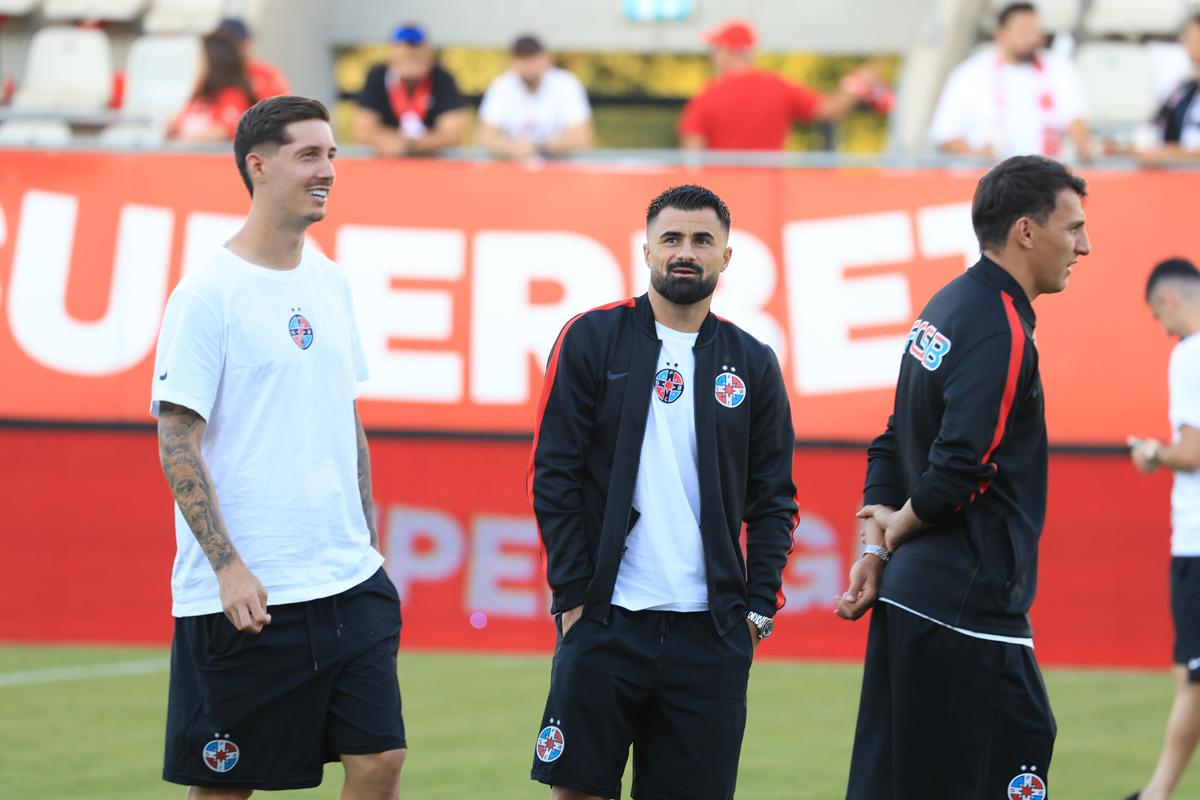 Jucătorii de la FCSB, înainte de meciul cu Dinamo