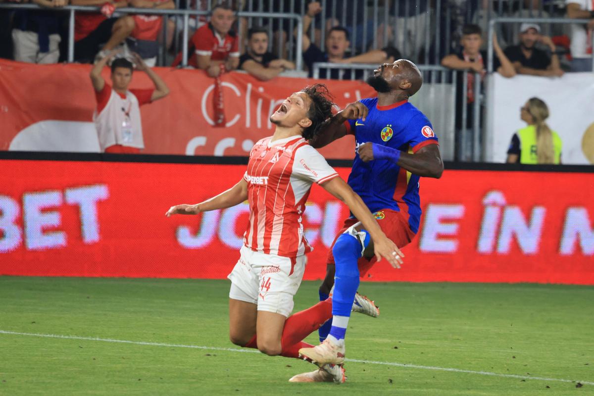 Imagini de la Dinamo - FCSB