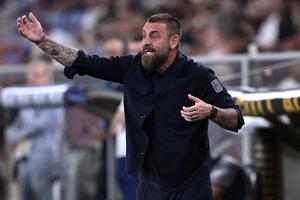 Genoa are zero puncte în trei etape, dar De Rossi ceartă presa: „Le-am zis jucătorilor să nu citească ce scrieți”