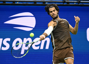 Carlos Alcaraz continuă seria perfectă: victorie categorică în turul al treilea de la US Open