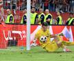 Ștefan Târnovanu, în Dinamo - FCSB/ foto Ionuț Iordache (GSP)