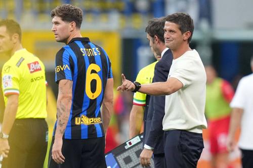 John Stones a prins 37 de minute în total în primele două etape, dar Chivu l-ar titulariza cu Napoli / Foto: Imago