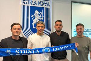 Gustavo i-a adus Craiovei atacant din Brazilia