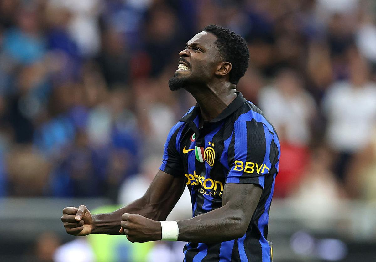 Chivu a sprintat spre peluză după revenirea epică din fața lui Napoli