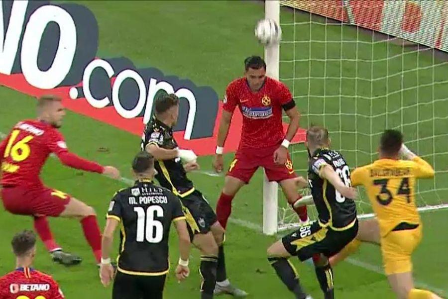 FCSB - DINAMO // VIDEO + FOTO 3 faze pe muchie de cuțit în Derby! Două bare dramatice + gol anulat la poarta lui Piscitelli