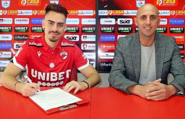 OFICIAL. Dinamo a bifat transferul #12: jucătorul rivalei a semnat cu roș-albii