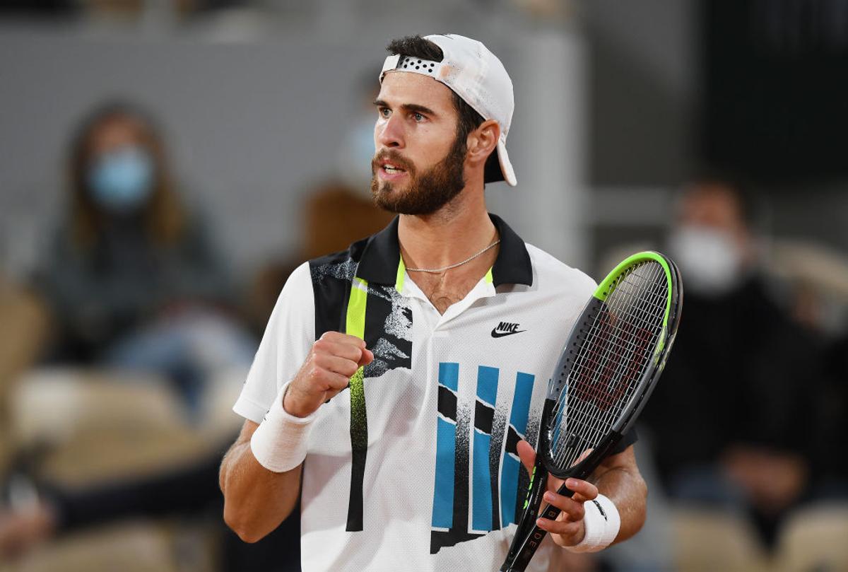 FOTO Déjà vu periculos pentru Novak Djokovic » Sârbul a lovit din nou un arbitru, involuntar, în victoria cu rusul Khachanov