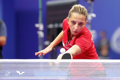 Elizabeta Samara, la Campionatele Mondiale pe echipe de la Chengdu // foto: Facebook @ Federația Română de Tenis de Masă