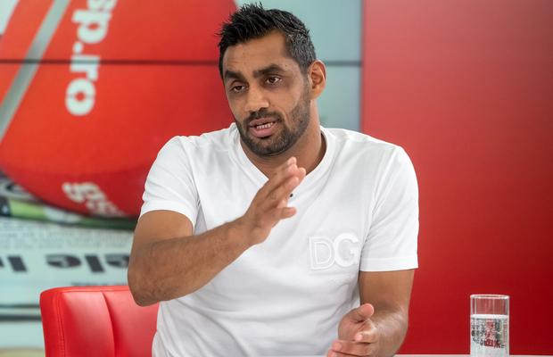 Bănel Nicoliță vorbește despre momentele grele prin care a trecut: „Am fost tare săraci! Dormeam nemâncați și împărțeam hainele de școală!”