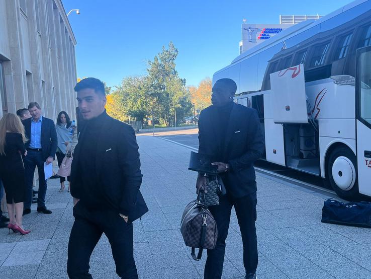 Plecare delegație FCSB către Silkeborg // foto: GSP