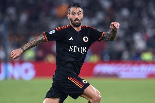 Arabia Saudită va plăti clubului AS Roma 25 de milioane de euro în total, pe doi ani, pentru a face reclamă pe tricouri la Riyadh Season, unul din cele mai importante festivaluri de divertisment din lume.  Foto: Imago