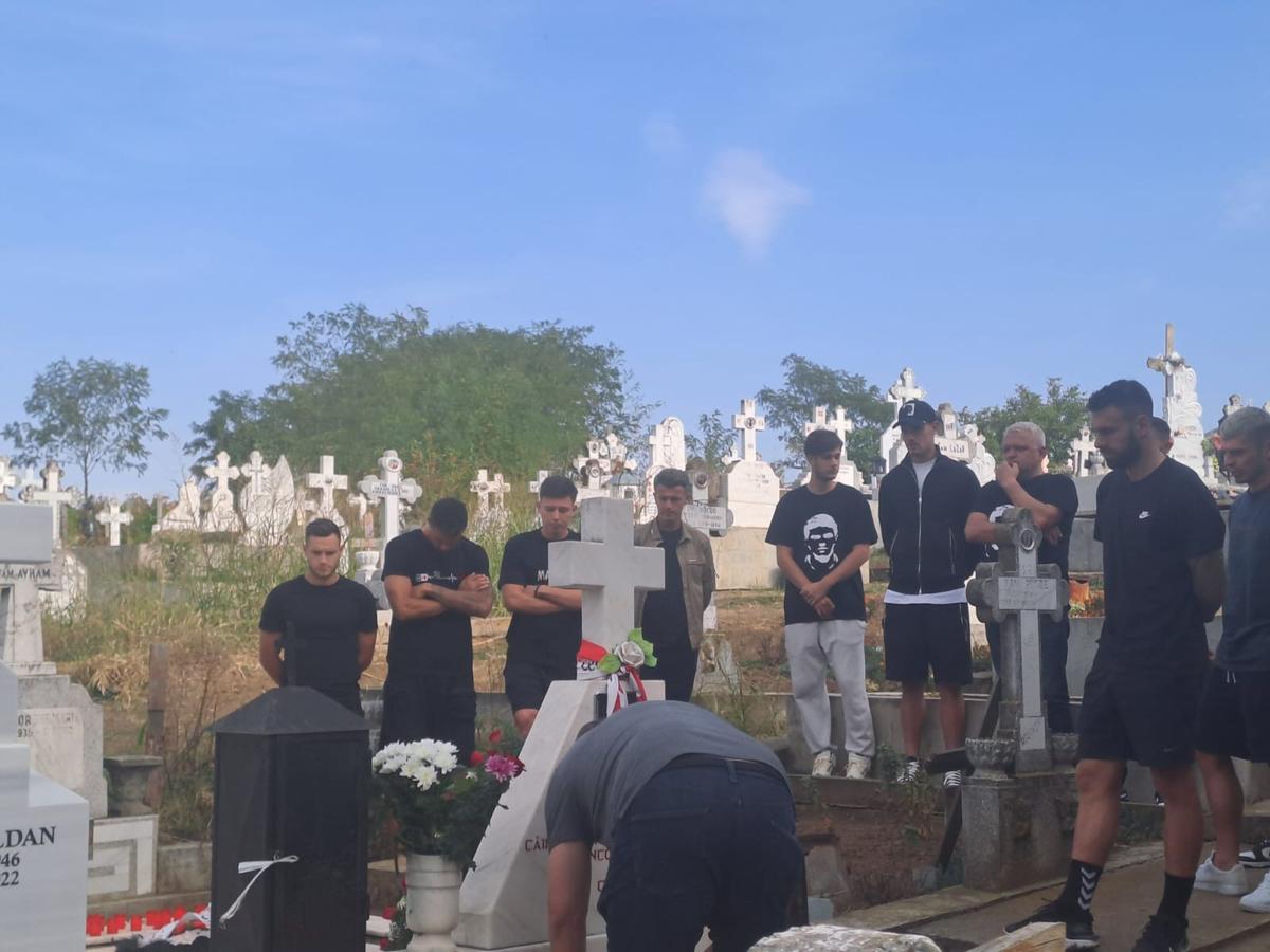 Jucătorii lui Dinamo, la mormântul lui Cătălin Hîldan