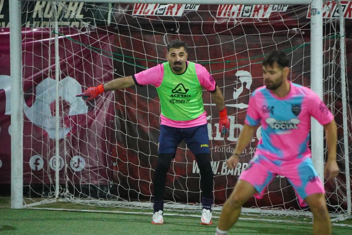 Ghionea, Petre Marin, Nicoliță și Aliuță, din nou colegi » Învinși la minifotbal de „dacii” Gardoș și Herea
