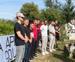 Fotbaliștii și suporterii lui Dinamo, prezenți la mormântul lui Cătălin Hîldan la 24 de ani de la moartea „Unicului Căpitan”: „După aproape un sfert de veac, golu-n suflet e intact”