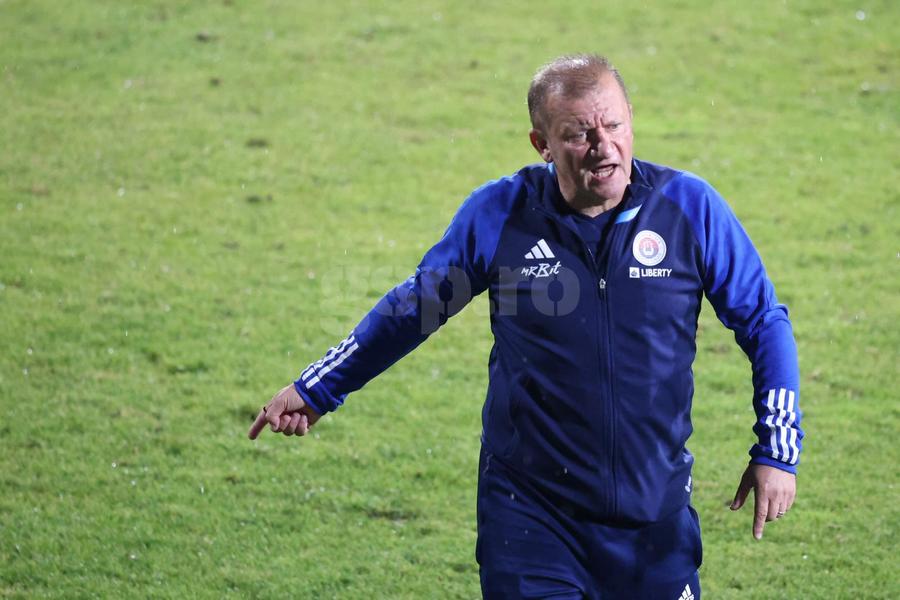 Dorinel Munteanu a vorbit permanent în ultimele săptămâni despre problemele financiare ale Oțelului Lovitură de teatru în transferul lui Alexandru Pop la Dinamo: „Chiar ne crede tâmpiți?” + Propunerea stupefiantă lansată în culise
