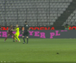 A intrat ambulanța pe teren la CFR Cluj - Poli Iași