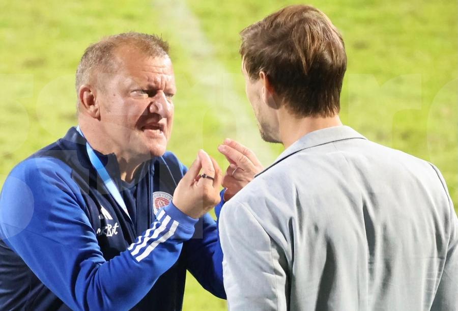 Dorinel Munteanu s-a contrat chiar și cu team managerul Cristian Sîrghi în ultimele săptămâni Cu apa la gât