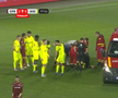 S-a zvârcolit pe jos după o intrare criminală » A intrat ambulanța la CFR Cluj - Poli Iași