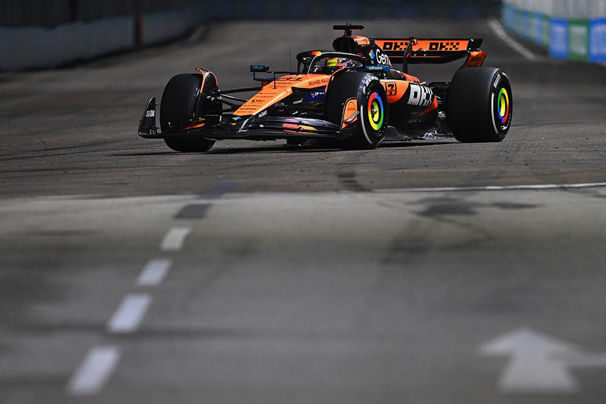 George Russell câștigă inteligent Marele Premiu din Singapore! McLaren este CAMPIOANĂ mondială la constructori