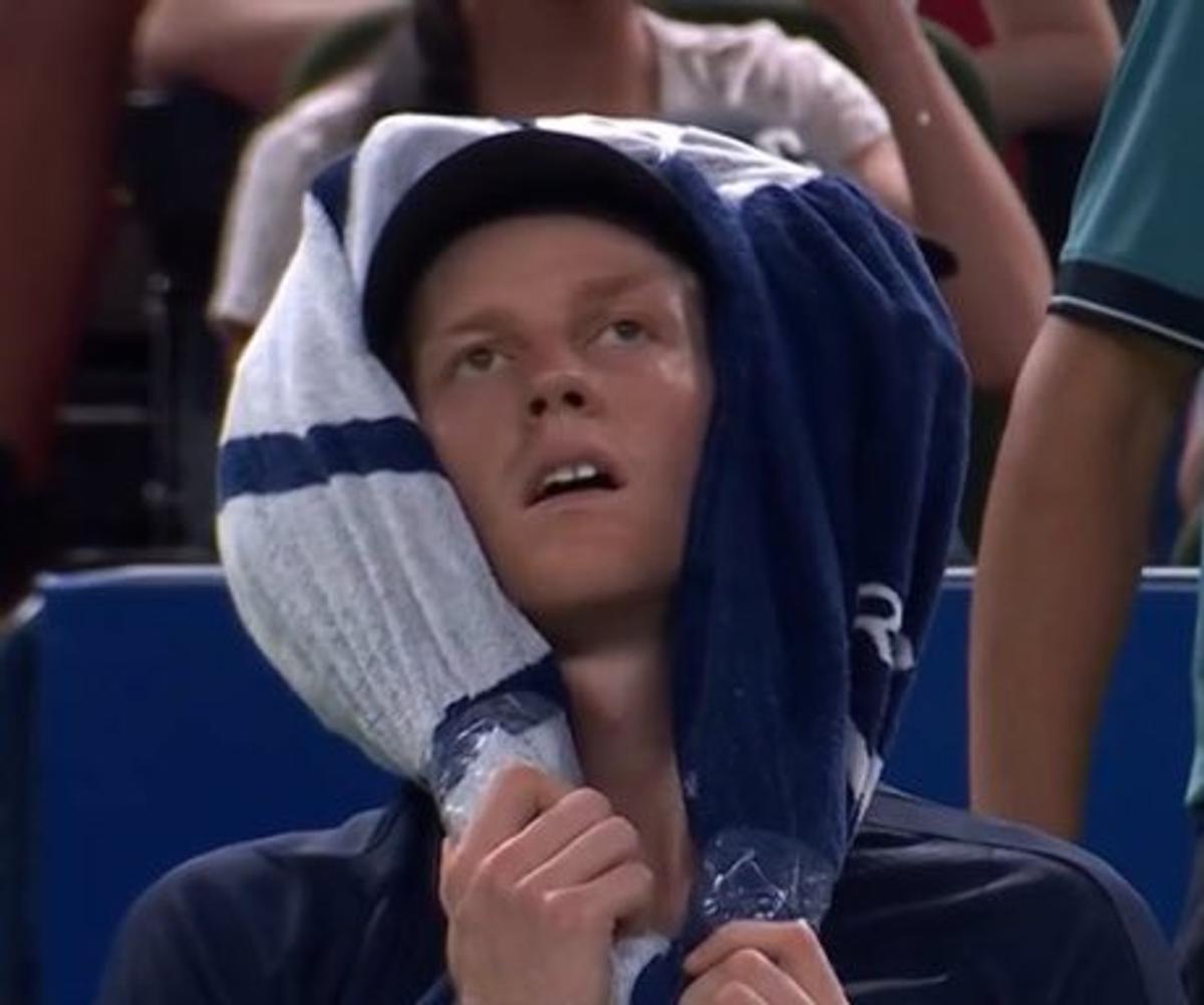 Jannik Sinner, răpus pe crampe în Masters-ul 1000 de la Shanghai