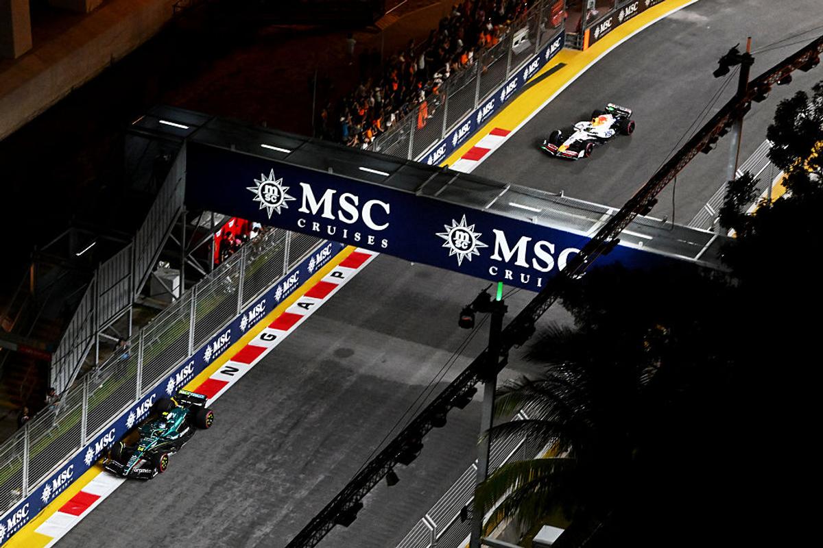 George Russell câștigă inteligent Marele Premiu din Singapore! McLaren este CAMPIOANĂ mondială la constructori