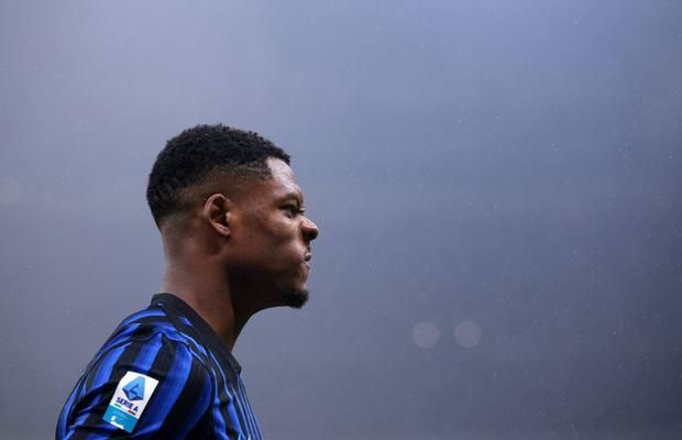 Starul lui Inter, supărat pe Chivu: „A dat cu pumnul în minge și a mormăit” » Reacția tehnicianului român: „Avea o geantă plină...”
