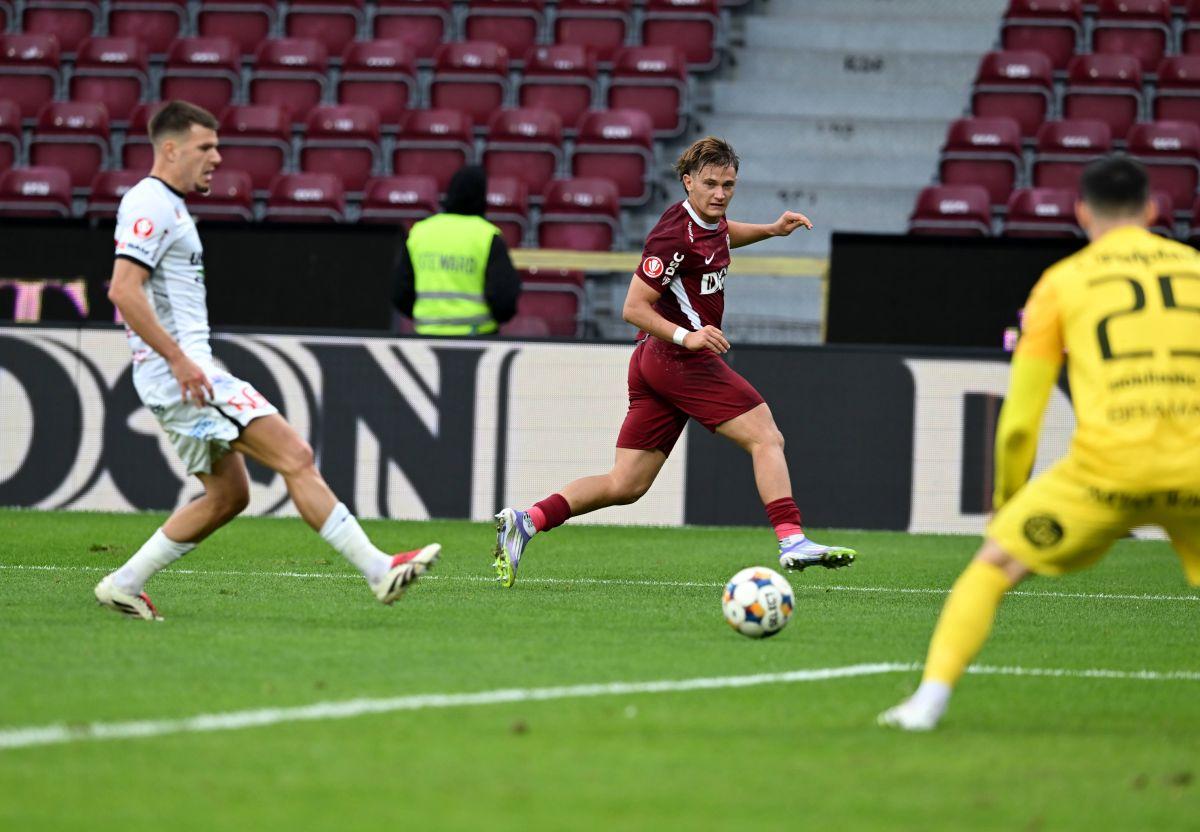 După victoria CFR-ului, Nelu Varga a evidențiat un fotbalist: „Are calitate cât duce trenul”