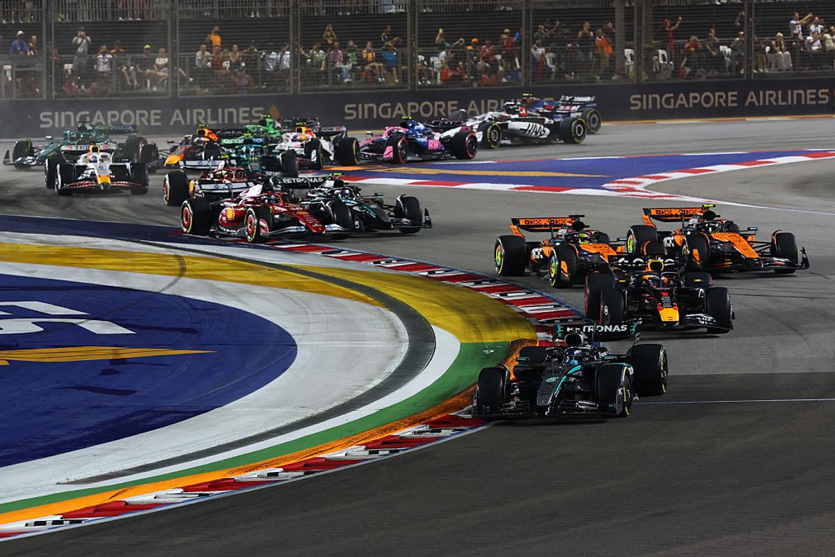 George Russell câștigă inteligent Marele Premiu din Singapore! McLaren este CAMPIOANĂ mondială la constructori