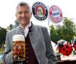 Jucătorii și staff-ul lui Bayern au sărbătorit începutul perfect de sezon la Oktoberfest // FOTO: Getty Images