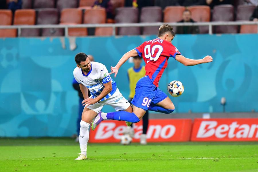 FCSB peste Craiova, Kovacs sub Costreie