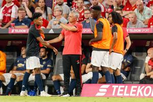 Îi dă dreptate în cazul Manchester City: „Mourinho este ca în Simpson, prezice tot ce urmează să se întâmple!”