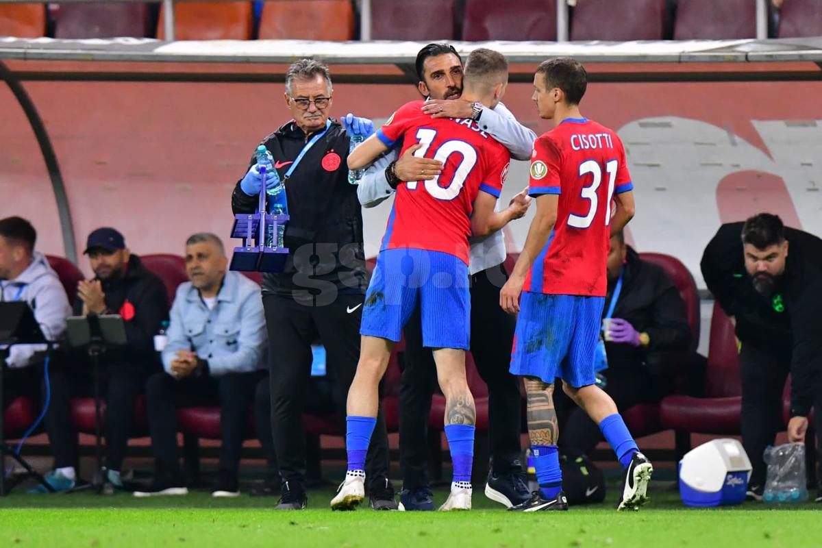 Charalambous l-a scos în față pentru evoluția din FCSB - Craiova: „L-ați văzut, are calitate!”
