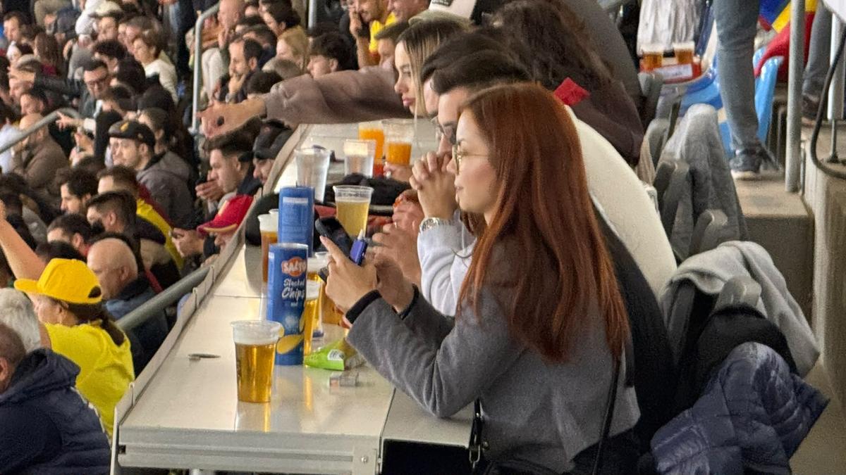 Bătaie de joc la masa presei pe Arena Națională: „Cum adică nu avem voie?”