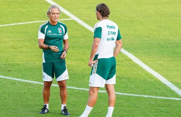 Arsenal și-a trimis un scouter la ultimul meci al Turciei » Jucătorul lui Cristi Chivu e dorit de campioana Angliei