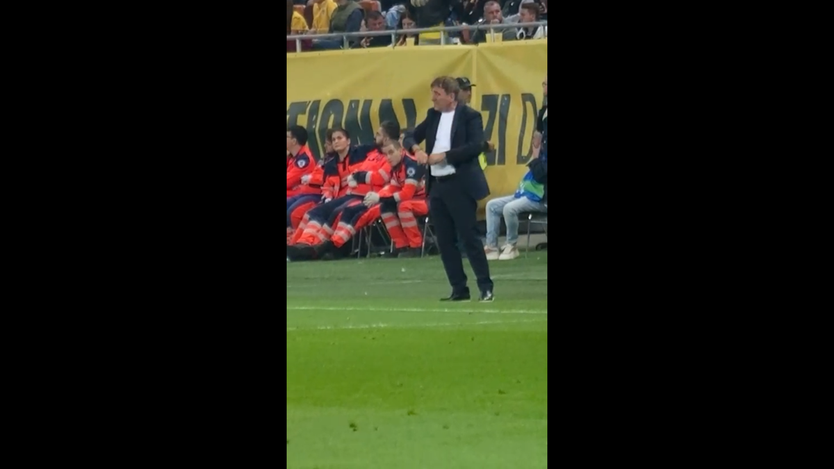 Reacția lui Gică Hagi după golul rapid marcat de Gyokeres pe Arena Națională