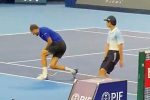 Gesturi halucinante făcute de Medvedev la adresa lui Djokovic, la Beijing