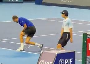 Gesturi halucinante făcute de Medvedev la adresa lui Djokovic, la Beijing
