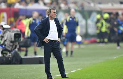Ce scrie presa din Suedia: „Singura soluție: Hagi să-și lase fiul pe bancă!”