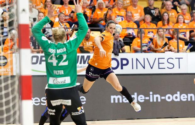 „Zile ciudate” la clubul care vrea în Final Four-ul Ligii Campionilor la handbal » Demiterea lui Vestergaard, urmată de un eșec-șoc