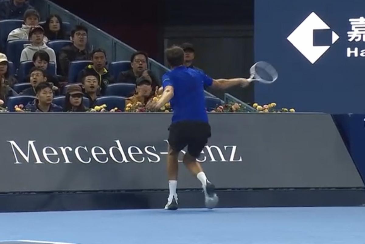 Medvedev, descalificat în semifinala cu Djokovic