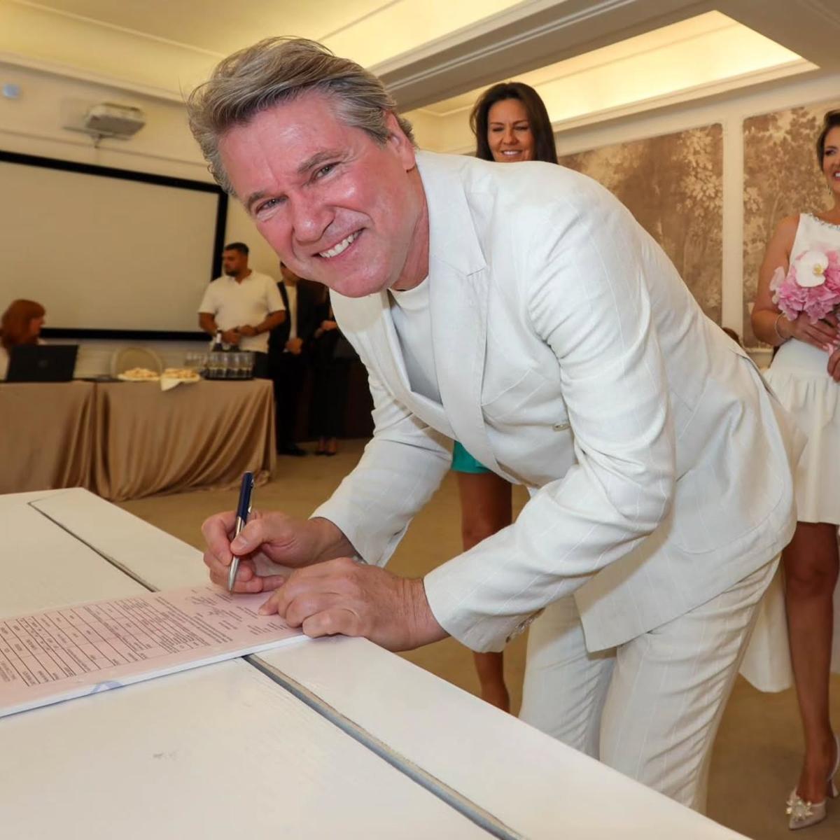 Florin Răducioiu a publicat imagini din culisele nunții din weekend: „Am spus «da»”