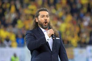 Cine e Teodor Ilincăi, interpretul imnului la România - Suedia