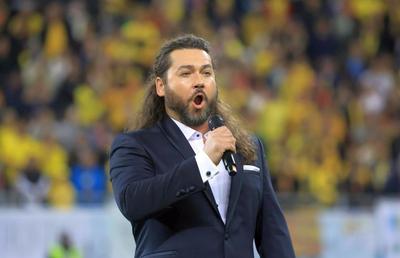 Cine e Teodor Ilincăi, interpretul imnului la România - Suedia